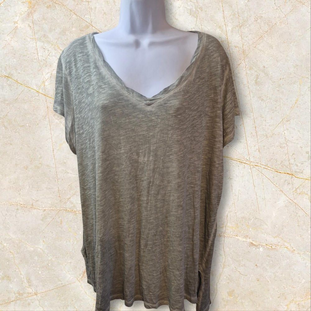 Botuque V-Neck Sage Green Womens T Shirt 1 X